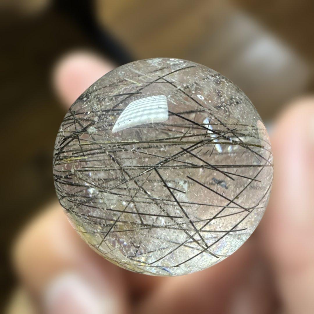 【高品質】ブラックルチルクォーツ　スフィア