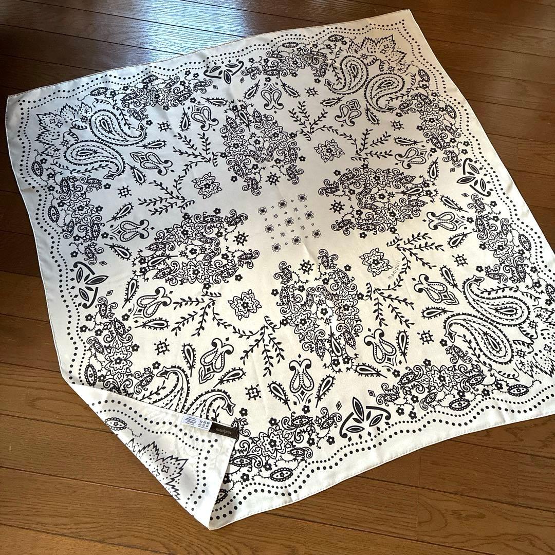 美品★manipuriマニプリ★カレイドバンダナ 88シルク　ペイズリー