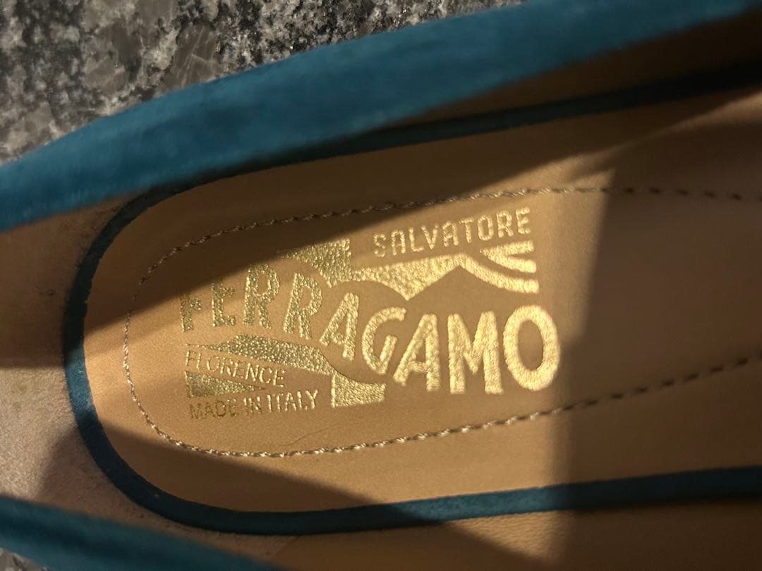 reiko ！Salvatore Ferragamo