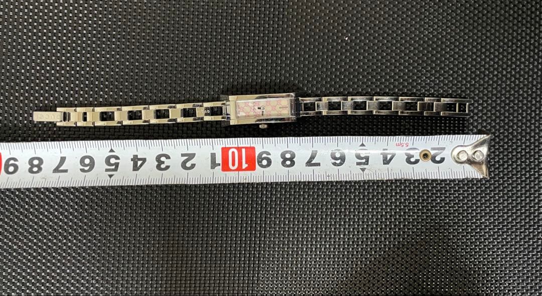 GUCCI アナログ時計 ピンク レディース