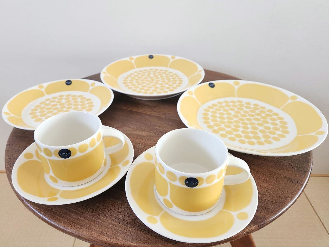 ARABIA アラビア　スンヌンタイ　食器セット　新品　未使用　送料込み