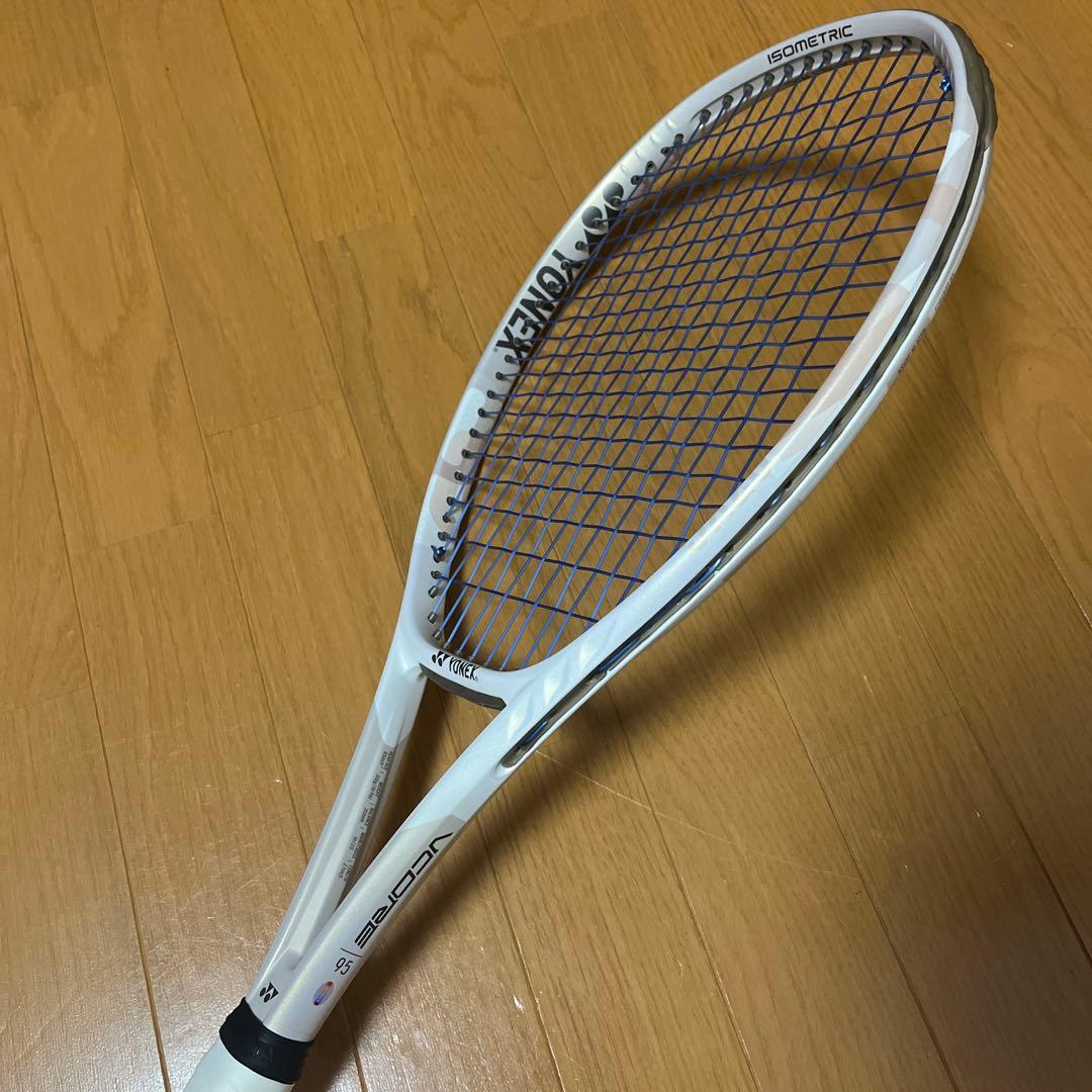 【メルカユーザー】YONEX VCORE 95 グリップ2