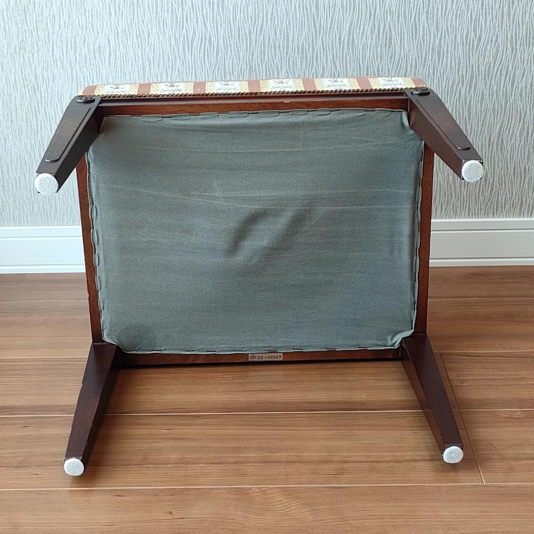 メープル不二屋　スツール　オットマン　ロココ調ファブリック