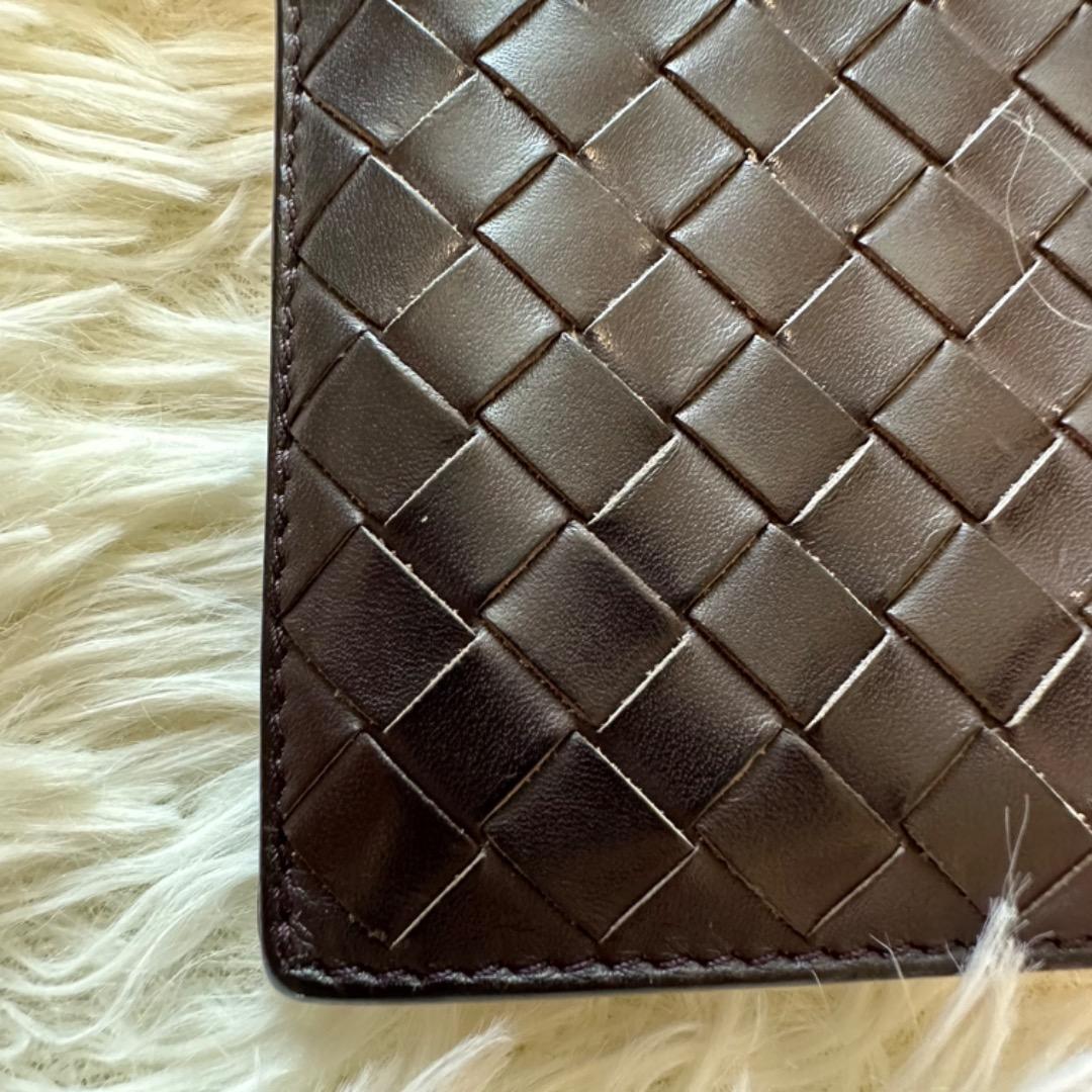 美品✨ボッテガヴェネタ イントレチャート 二つ折り財布 レザー ブラウン