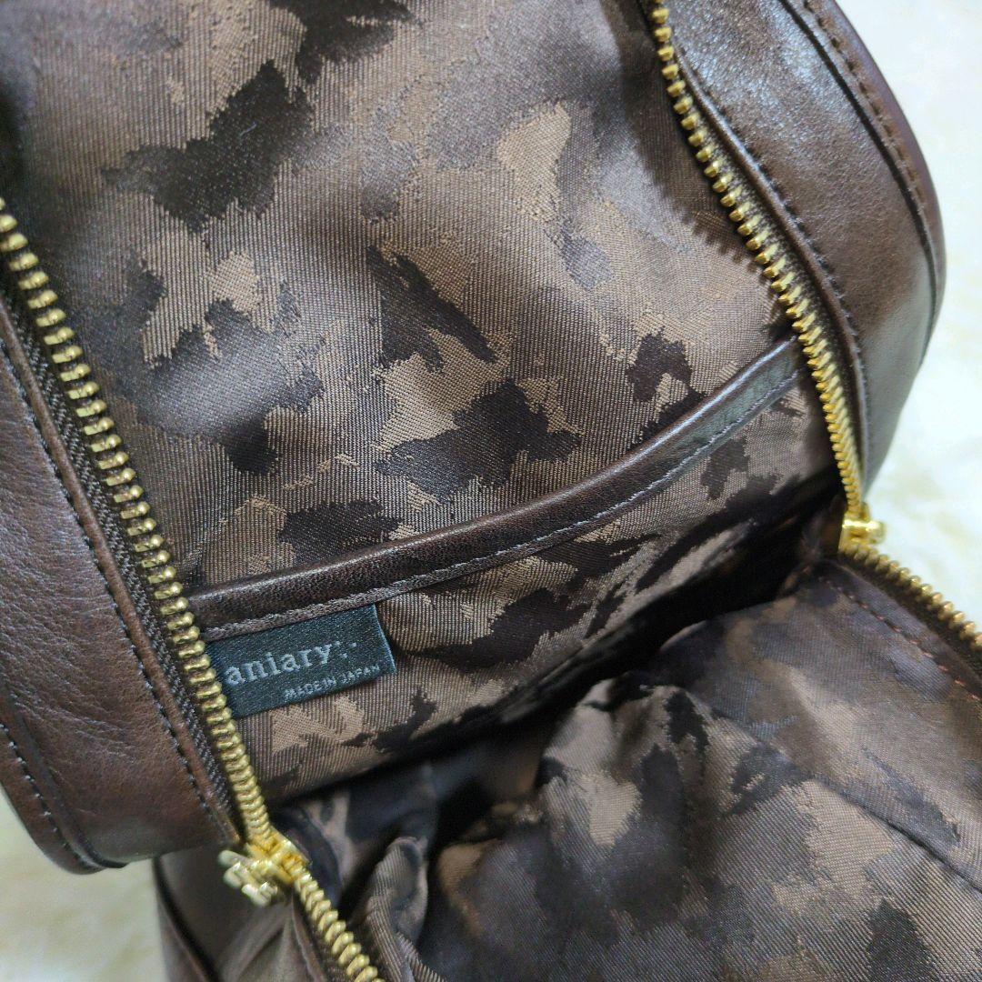 アニアリ　ボディバッグ　ショルダー　レザー　革　　ブラウン　ゴールド　カモフラ