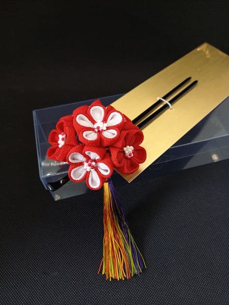 つまみ細工 梅の耳付きかんざし ふさ付き 振袖 成人式 簪 着物 和装 髪飾り