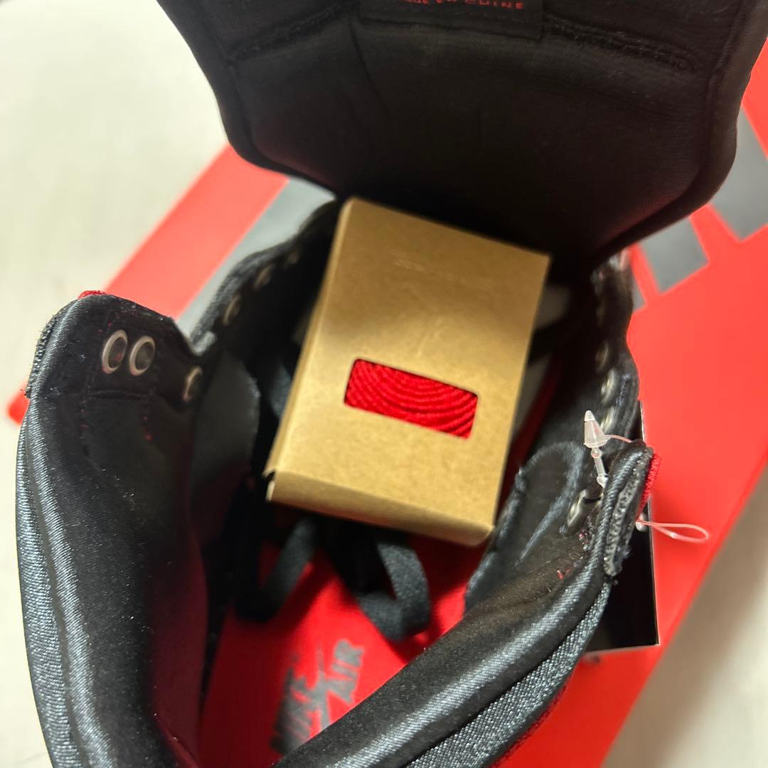 靴 Nike Women's Air Jordan 1 Retro High OG