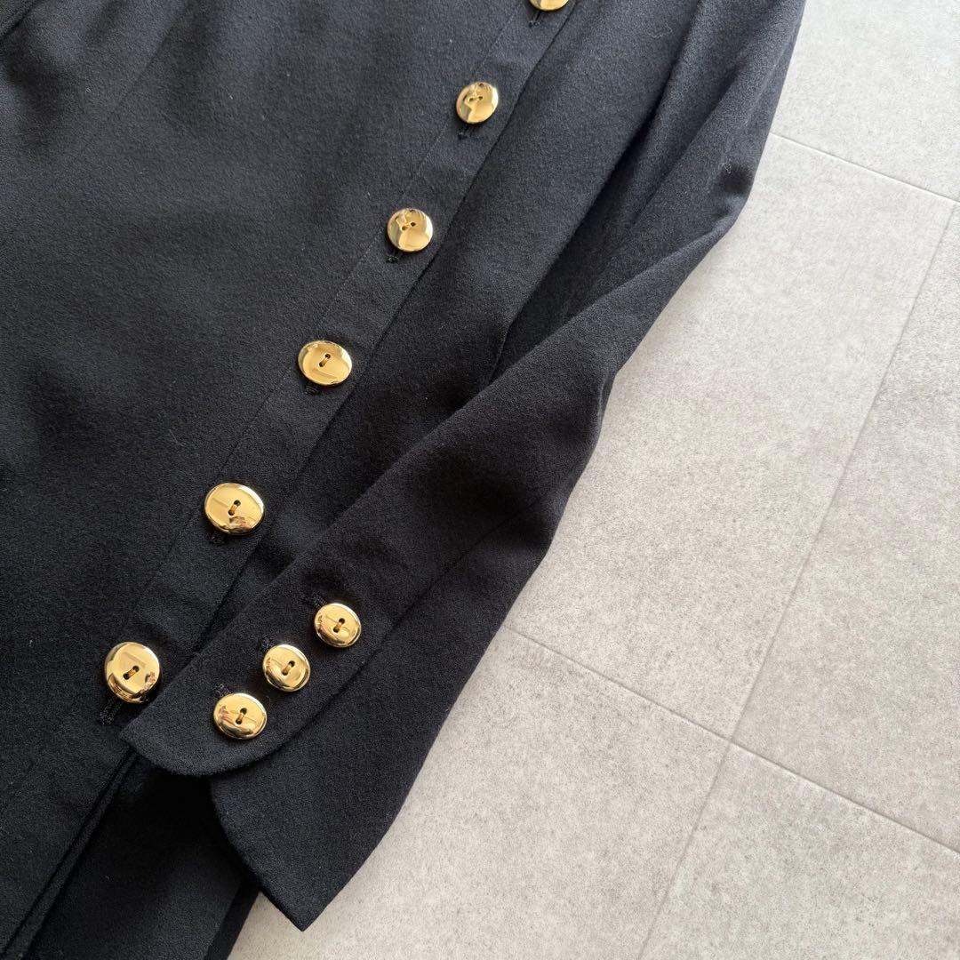 クリスチャンディオール　Miss Dior　コート　黒　プリーツ　金ボタン