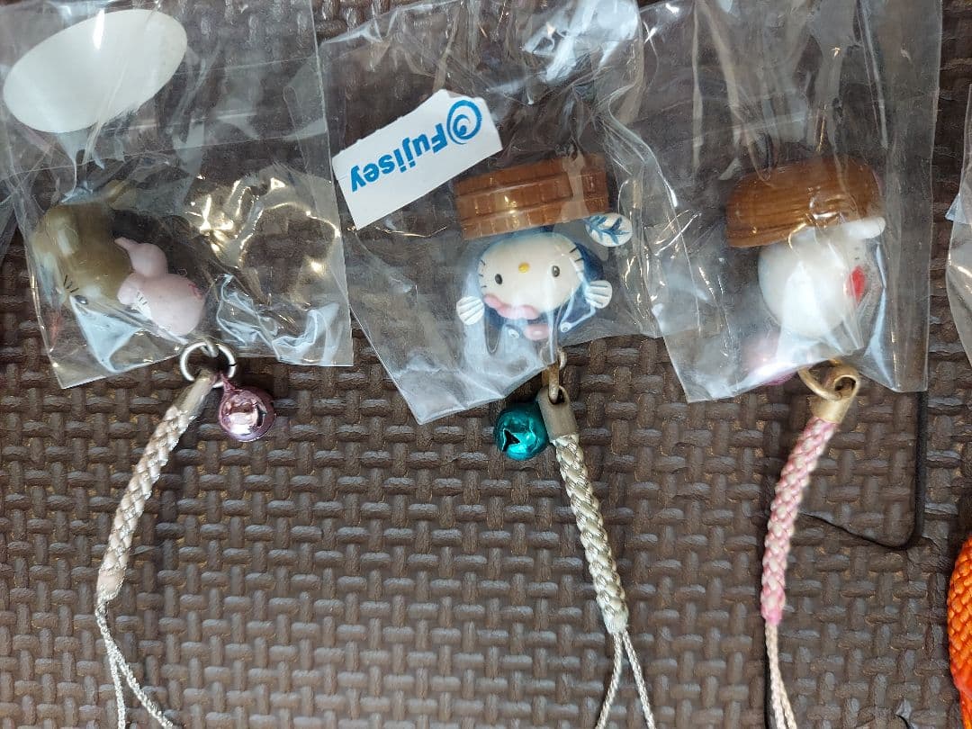 ハローキティご当地ストラップ38個セットバラ売り不可