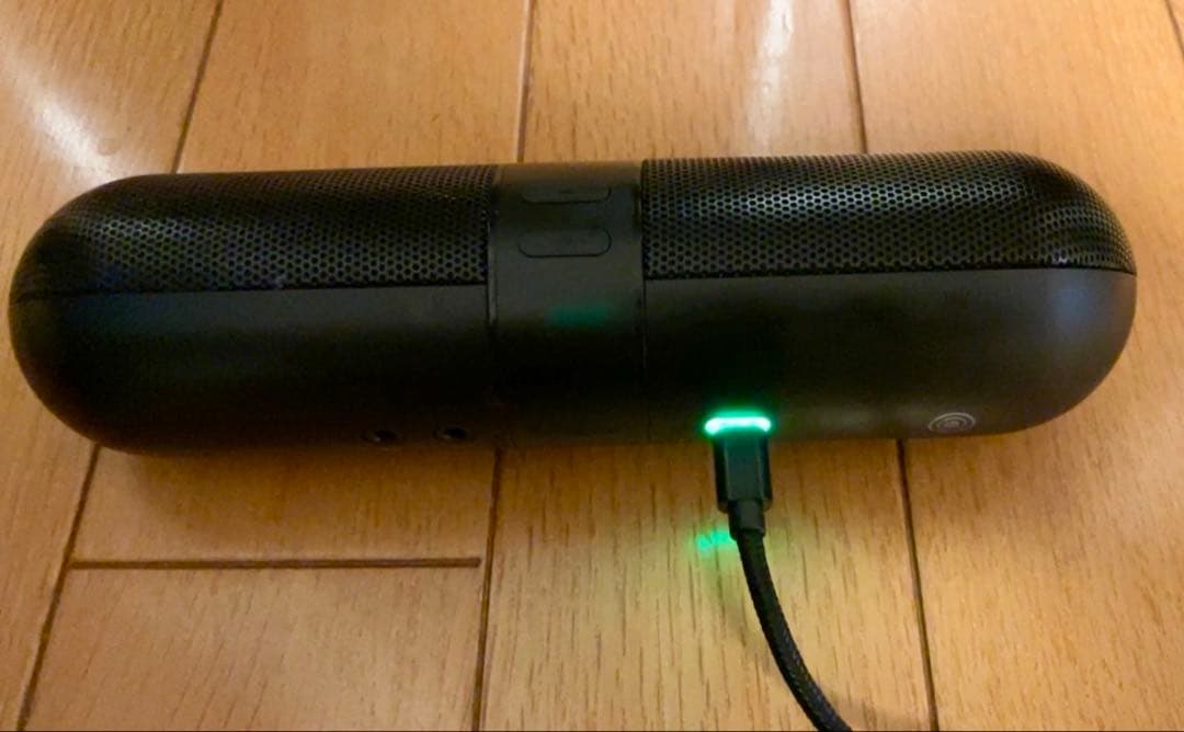 beats pill 2.0 Bluetoothスピーカー（BK）スタンドセット