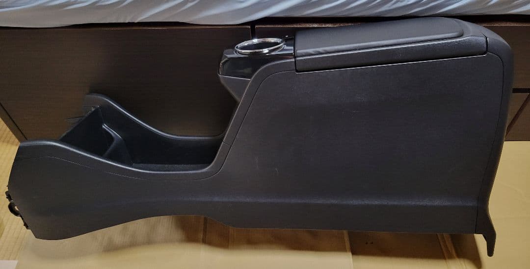 プリウスα プリウスアルファ G's センターコンソール 肘置きレザー張替