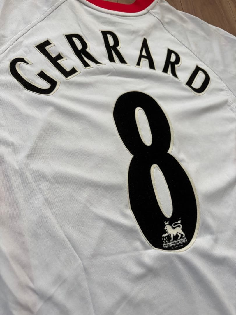 リバプール ジェラード8番 2005-06 AWAYユニフォーム【Reebok】