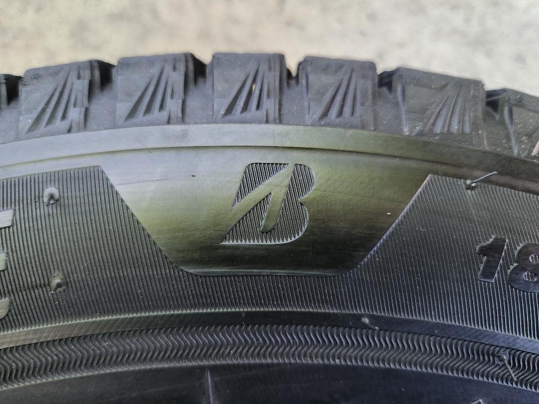 送料込☆2021年製 ブリヂストンタイヤ 185/65R15日本製☆2本