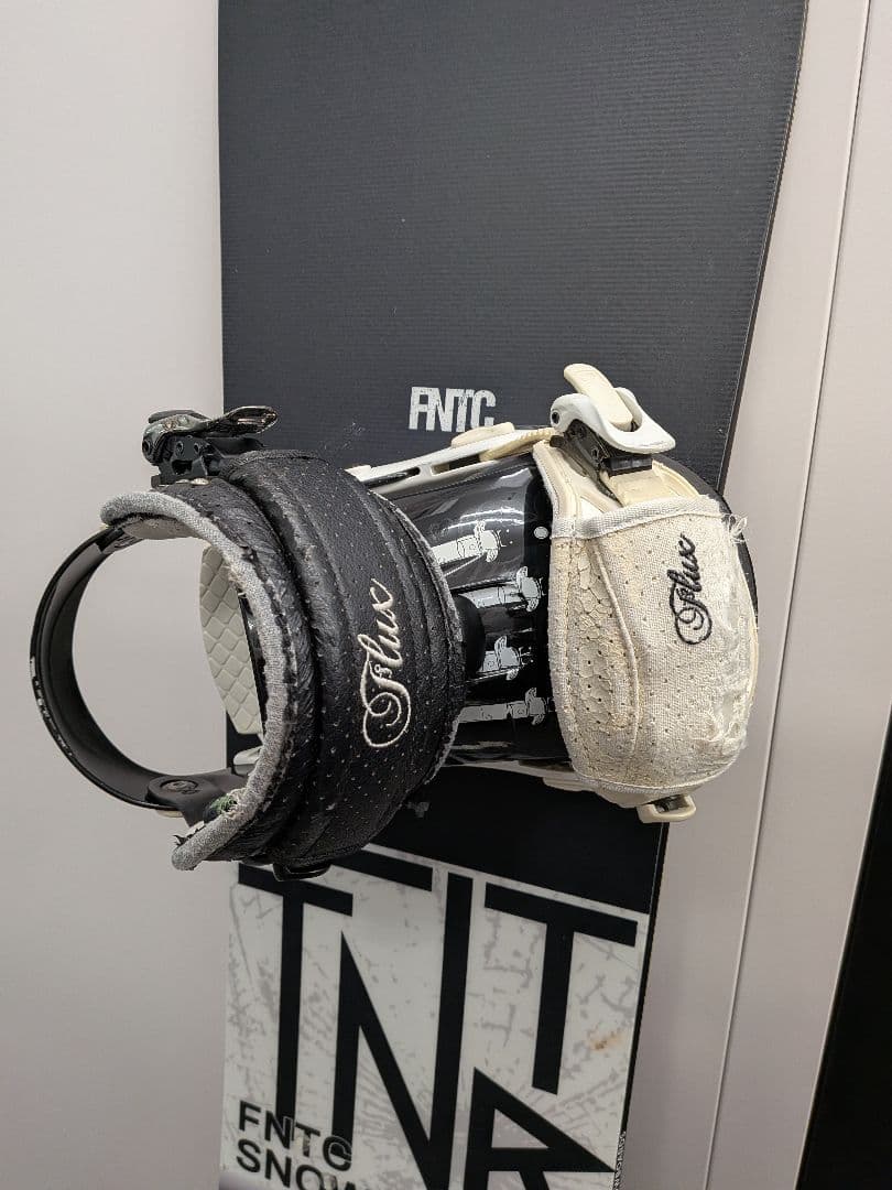 FNTC TNTR 139cm 23-24 グラトリ専用 FLAXビンディング付