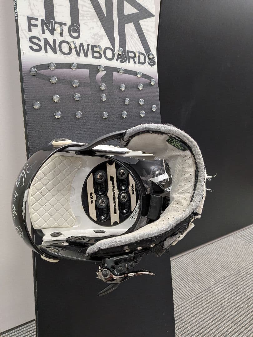 FNTC TNTR 139cm 23-24 グラトリ専用 FLAXビンディング付
