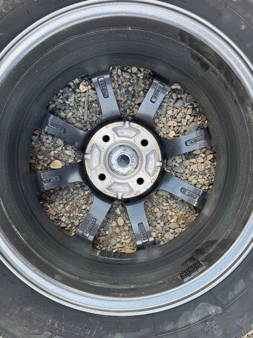 【2024年製！バリ溝】175/65R15 スタッドレス HIFLY 4本セット