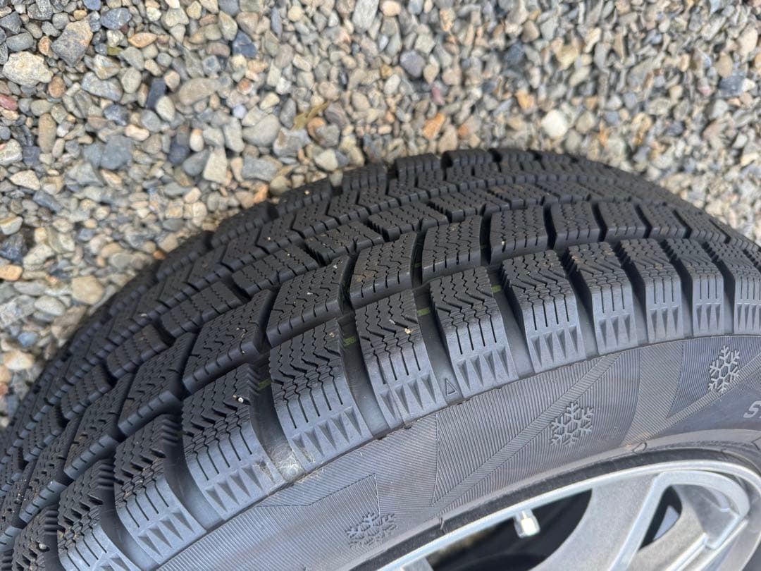 【2024年製！バリ溝】175/65R15 スタッドレス HIFLY 4本セット