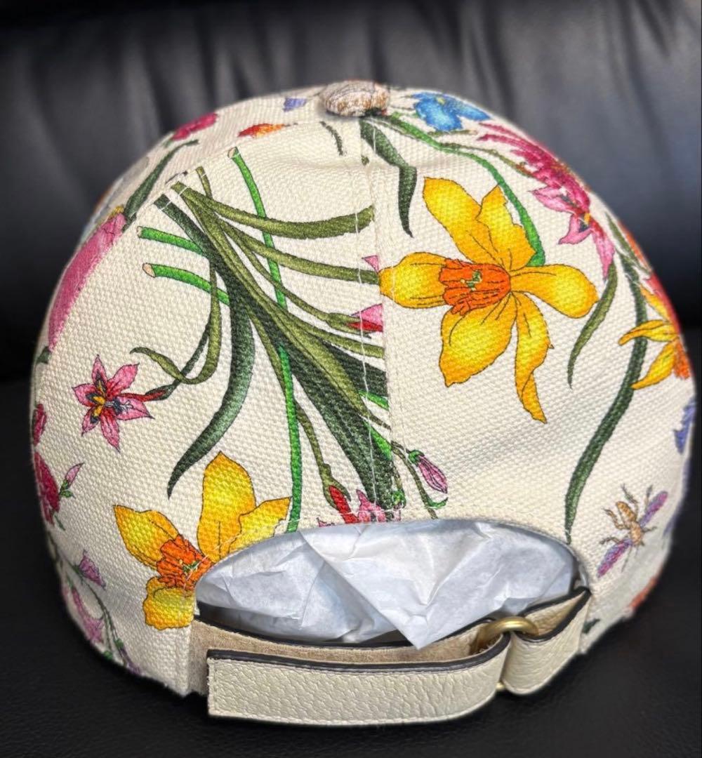 GUCCI フラワープリント ベースボールキャップ