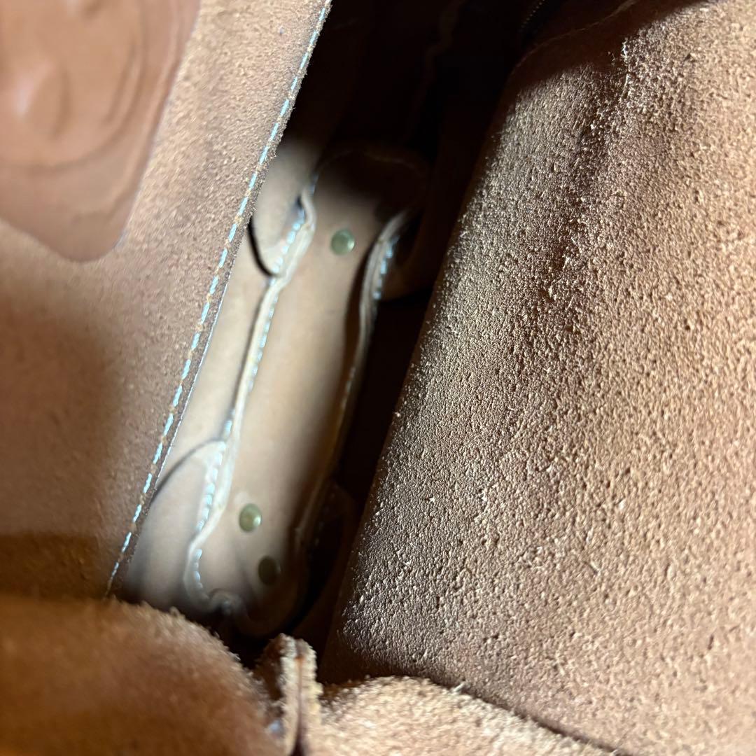 ヘルツ わんぱくリュック がま口 レザー バックパック ロック金具 鍵付き 茶