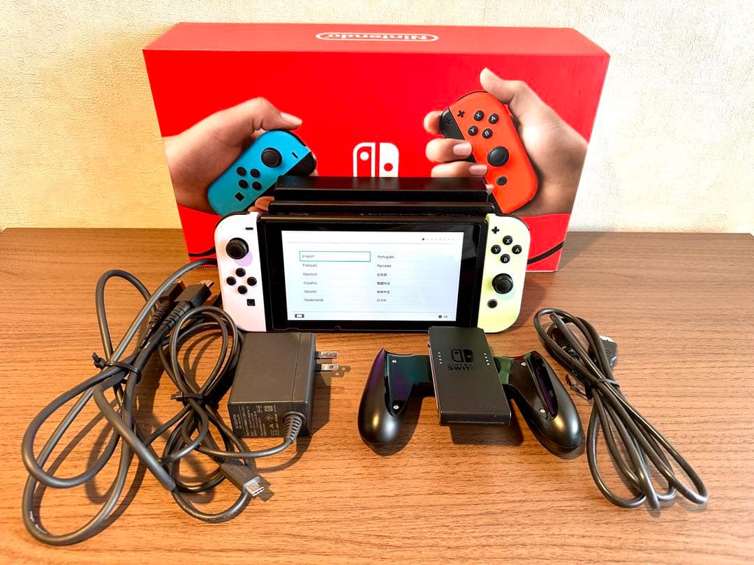 【良品】Nintendo Switch 本体 おまけ付き コントローラ変更済み