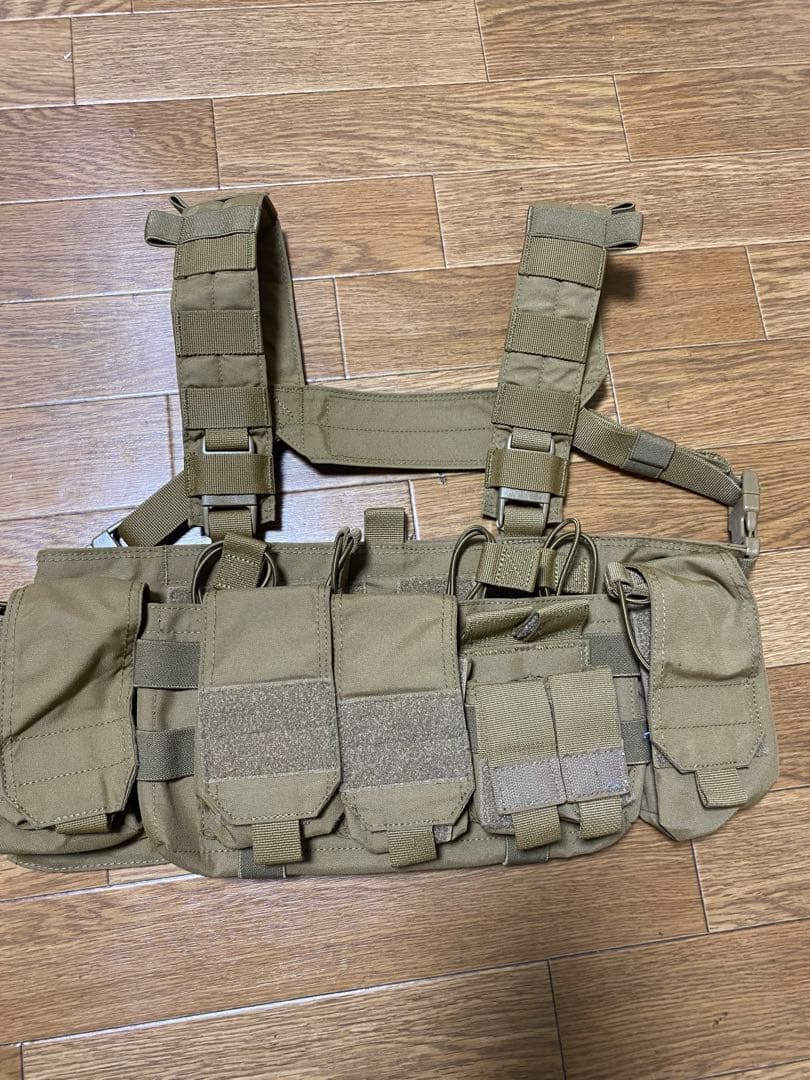 （実物）ウォーリアアサルトシステム　ファルコンチェストリグ