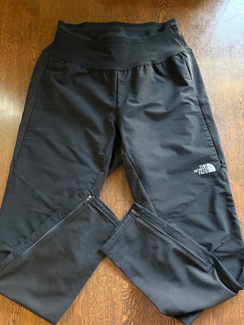 ノースフェイス　フライトエクスプロールタイツ パンツNB82171 美品冬に最適