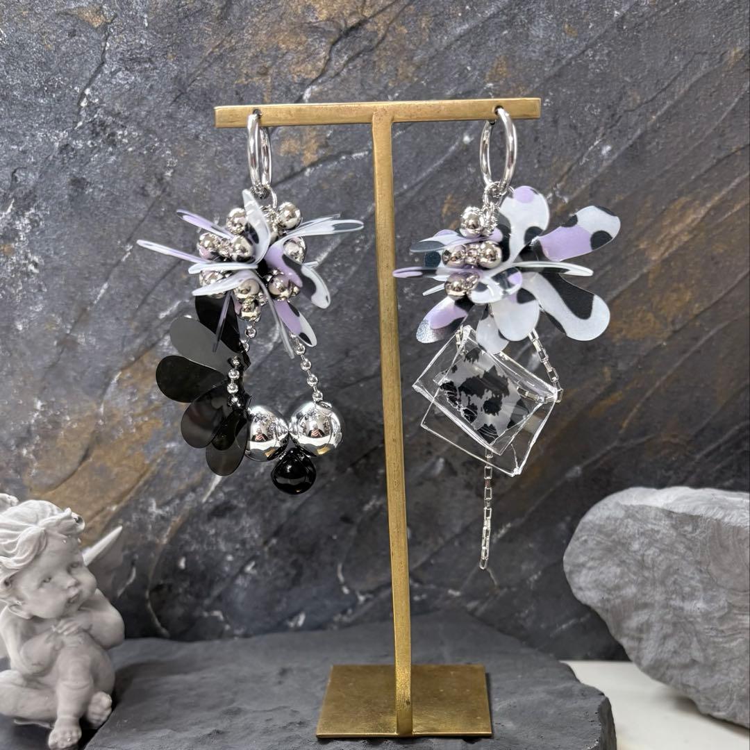 204 PVCを使用した個性的なかっこ可愛いアクセサリー❷ ピアスorイヤリング