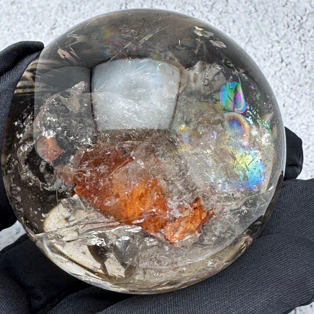 M-31虹入りクォーツインクォーツ 丸玉 天然淡スモーキー水晶スフィア　内包結晶