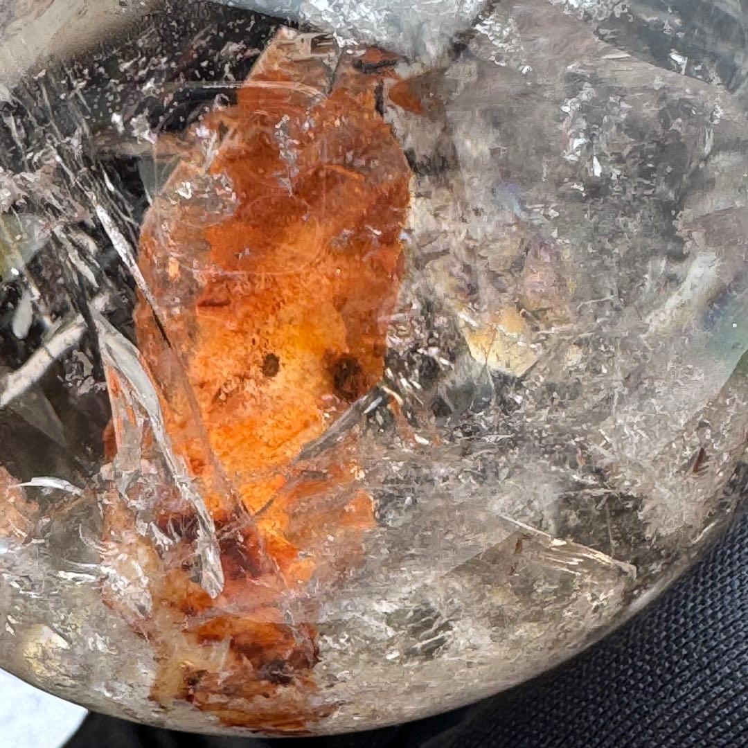 M-31虹入りクォーツインクォーツ 丸玉 天然淡スモーキー水晶スフィア　内包結晶