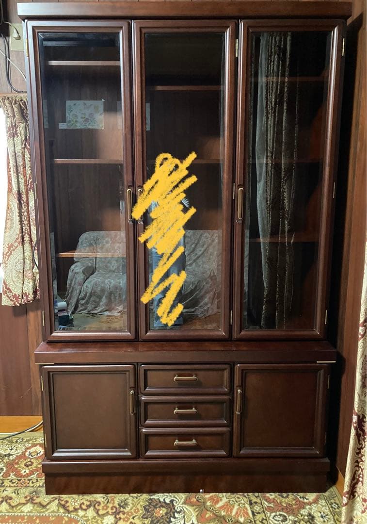 ダークブラウン木製キャビネット