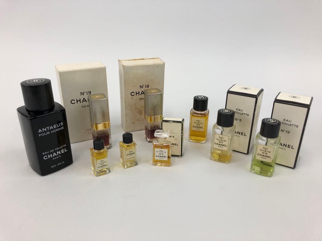ま*い様 シャネル・エルメス・ブルガリ・フェラガモ・ジバンシィ他　香水まとめ