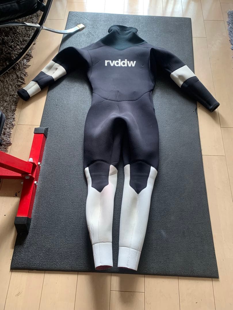 リバーサル　ウエットスーツ　5/3mm Lサイズ
