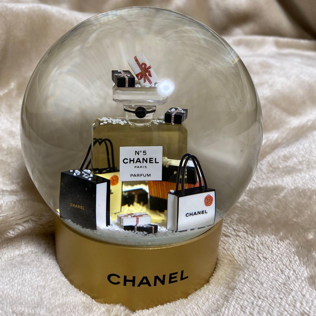 CHANEL2021年スノードーム
