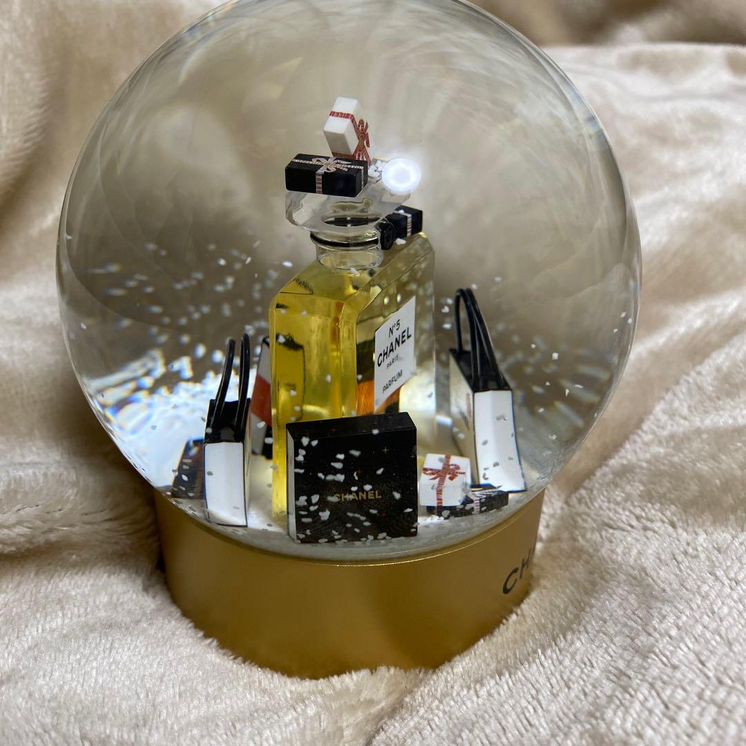 CHANEL2021年スノードーム