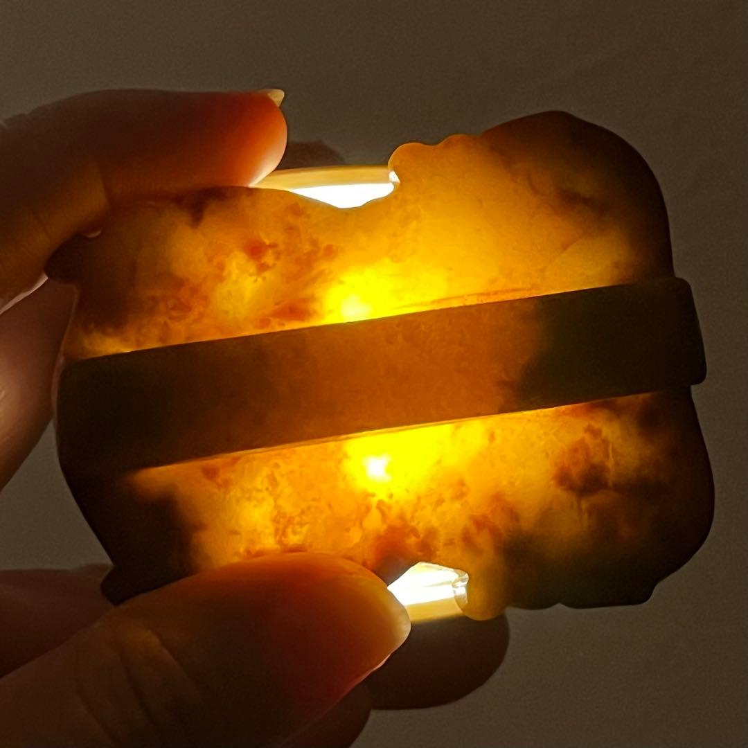 アンティーク ジェイド 彫刻 和田玉 ネフライト 中国王朝 古玉 龍 帯留め