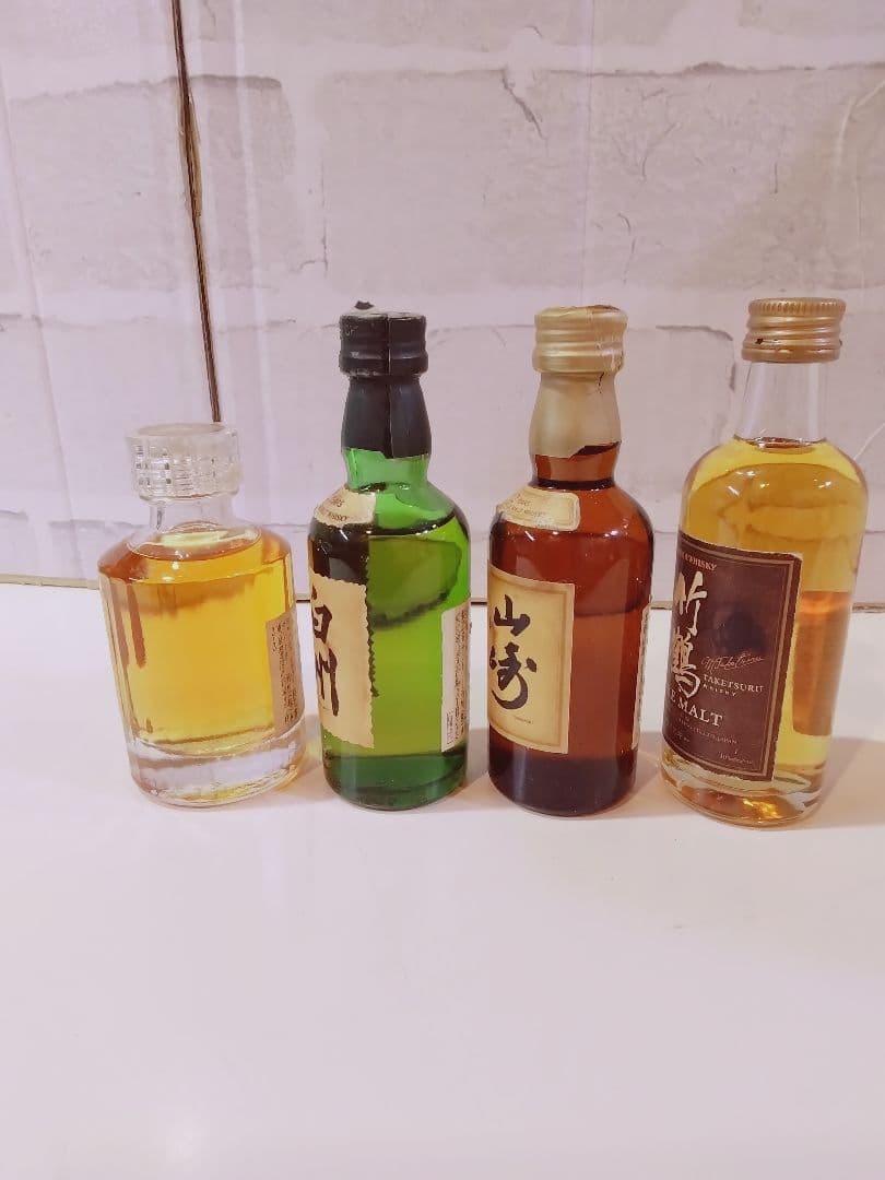 サントリー 白州 12年旧ラベル 山崎12年響17年竹鶴12年ミニチュアボトル