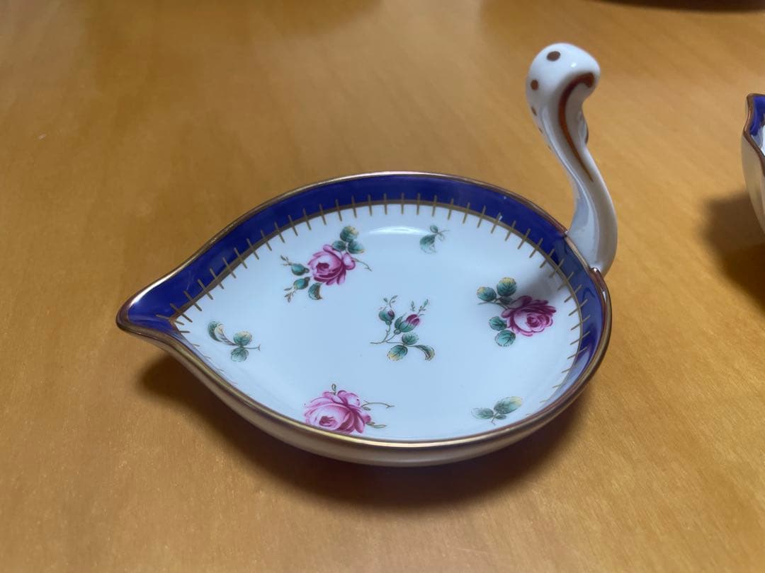 リチャードジノリ プリンセスローズ スワンディッシュ スプーンレスト