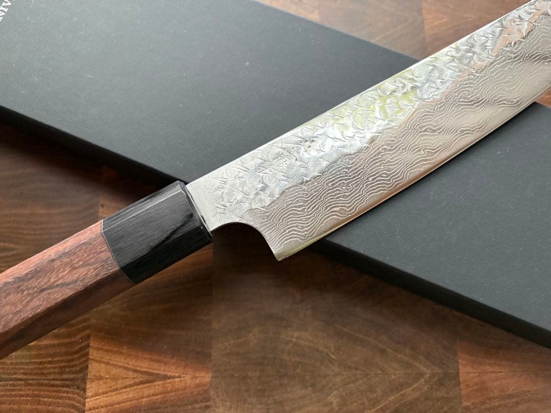 二唐刃物　SPG STRIX 切付　牛刀　200mm 包丁槌目　ダマスカス