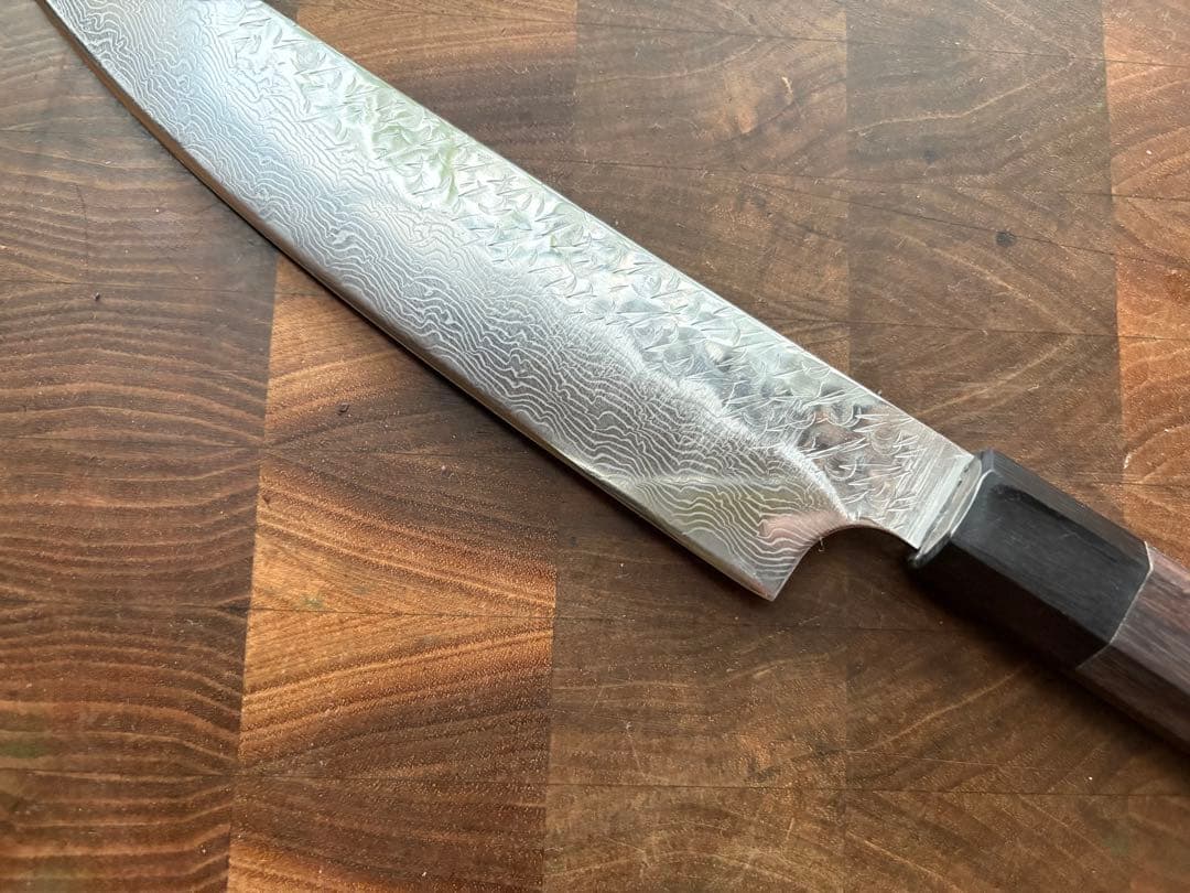 二唐刃物　SPG STRIX 切付　牛刀　200mm 包丁槌目　ダマスカス