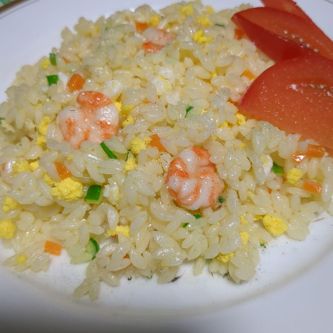 食品サンプル　海老炒飯