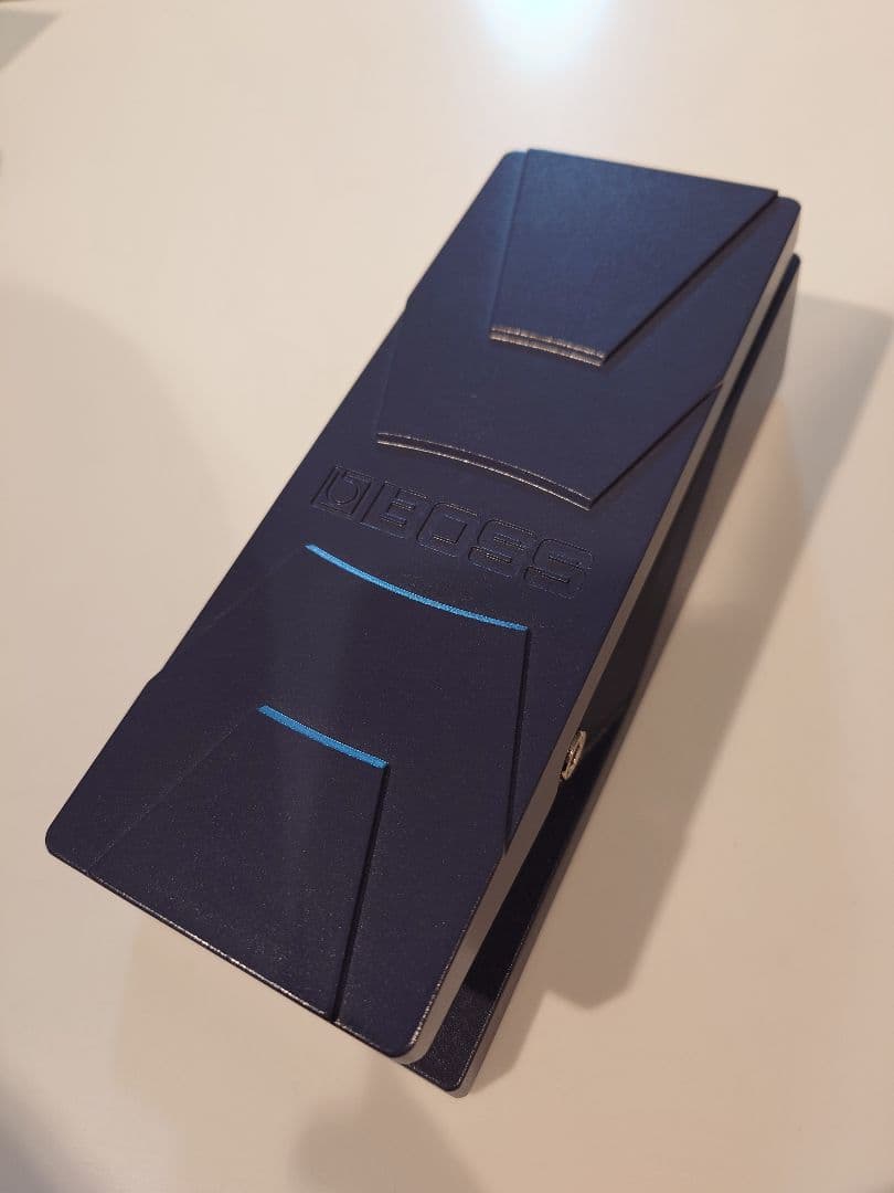 ギター Boss EV-30