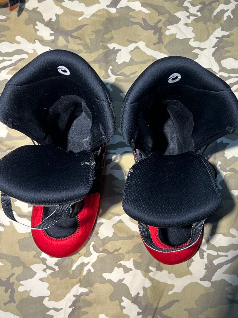 DEELUXE IDスノーボードブーツ