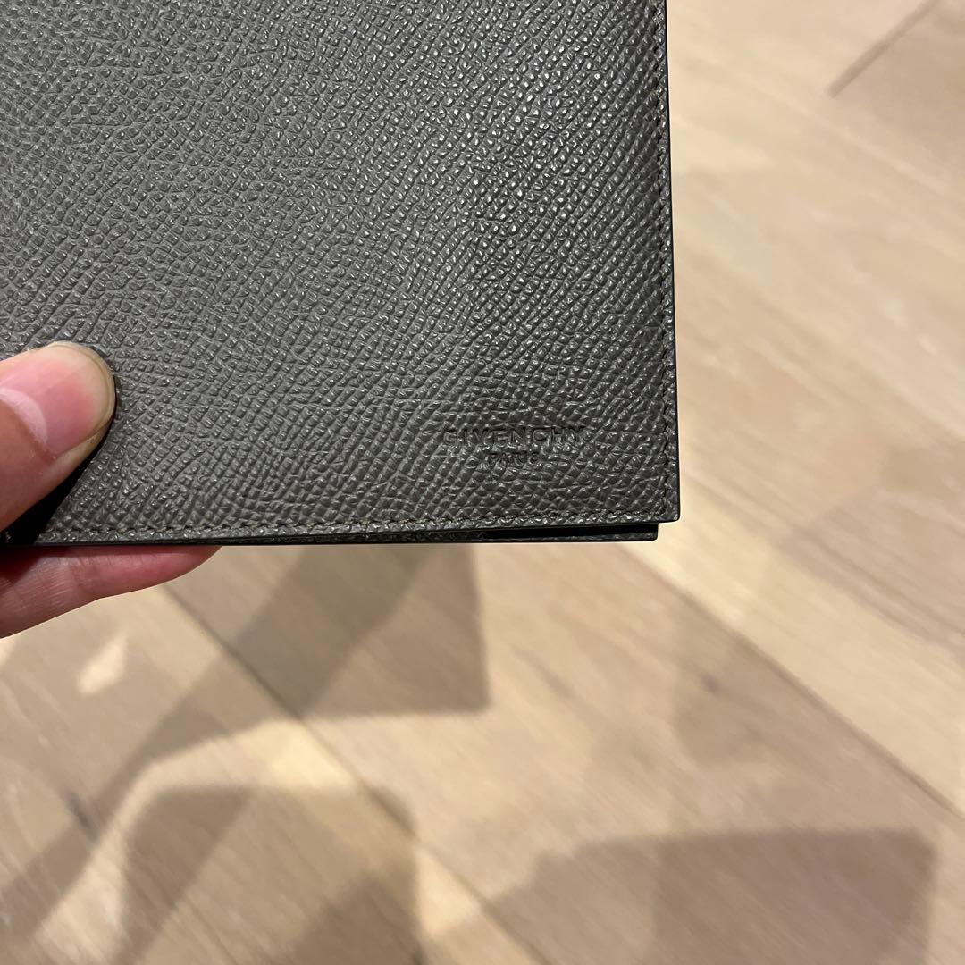 セール【未使用】GIVENCHY レザー マネークリップ