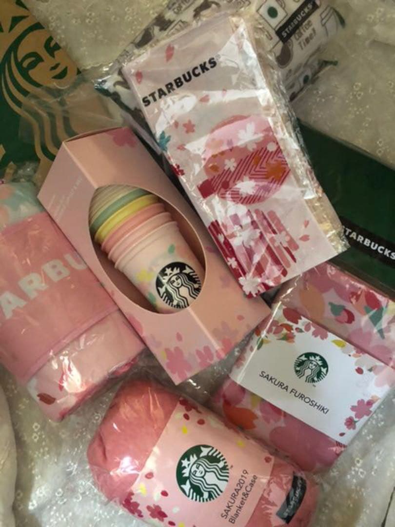 Starbucks スターバックス　さくらピクニックセット
