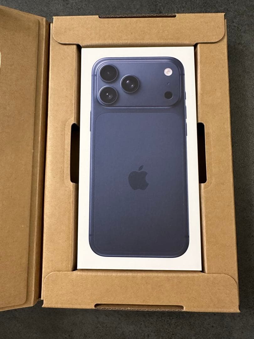 新品未開封iPhone17ProMax 256GB SIMフリーディープブルー