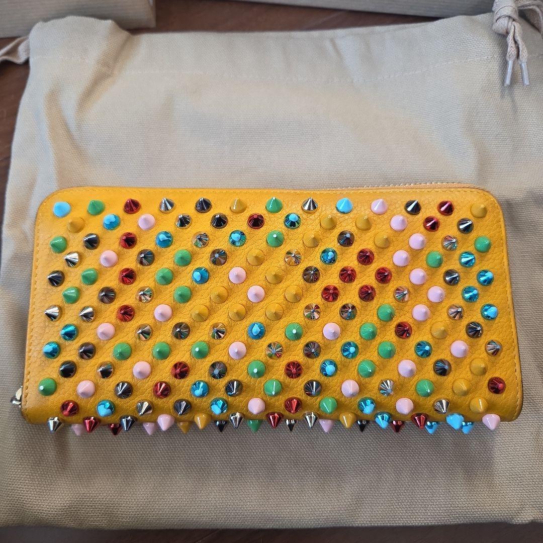 クリスチャンルブタン パネトーネ マルチカラースタッズ