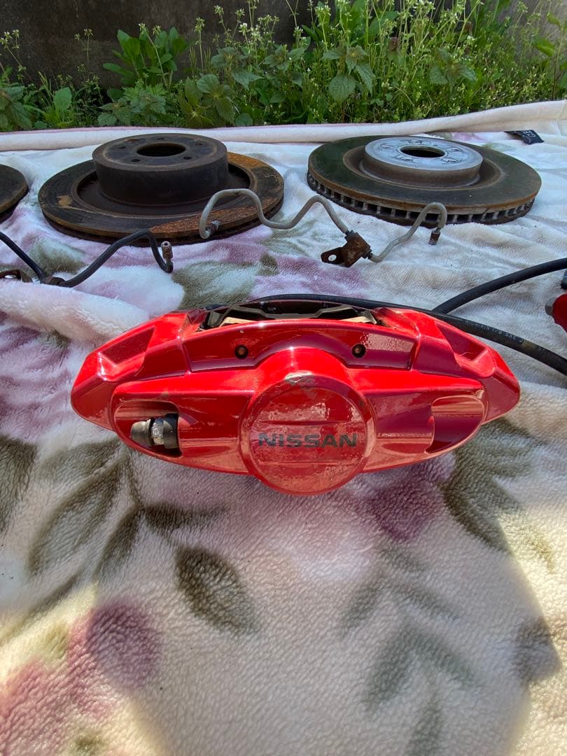 NISSAN 赤 アケボノブレーキキャリパー 4個セット V36 Z34