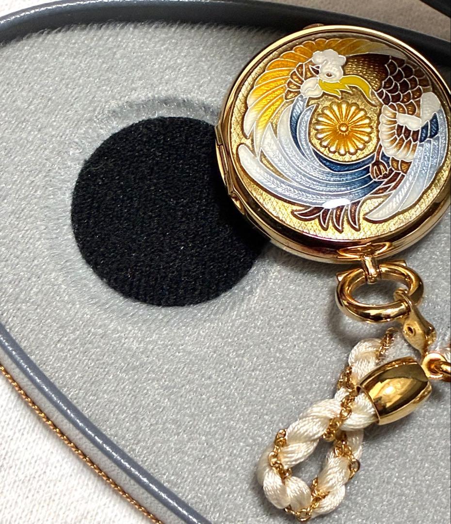 天皇陛下御在位六十年記念 懐中時計 金色 チェーン付き　電池交換済　美品