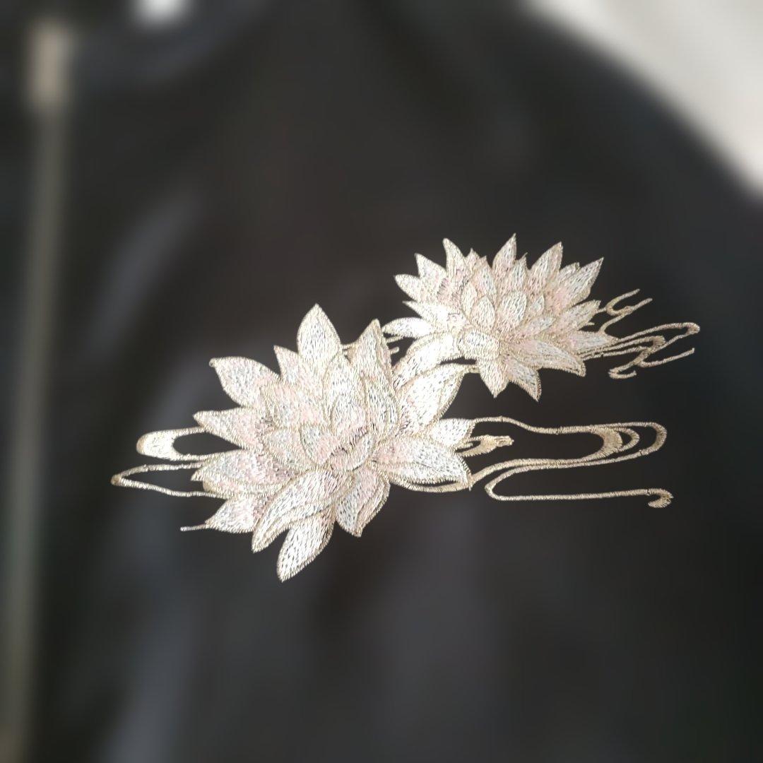 美品　抜刀娘　刺繍入りサテン スカジャン リバーシブル　M　メンズ&レディース