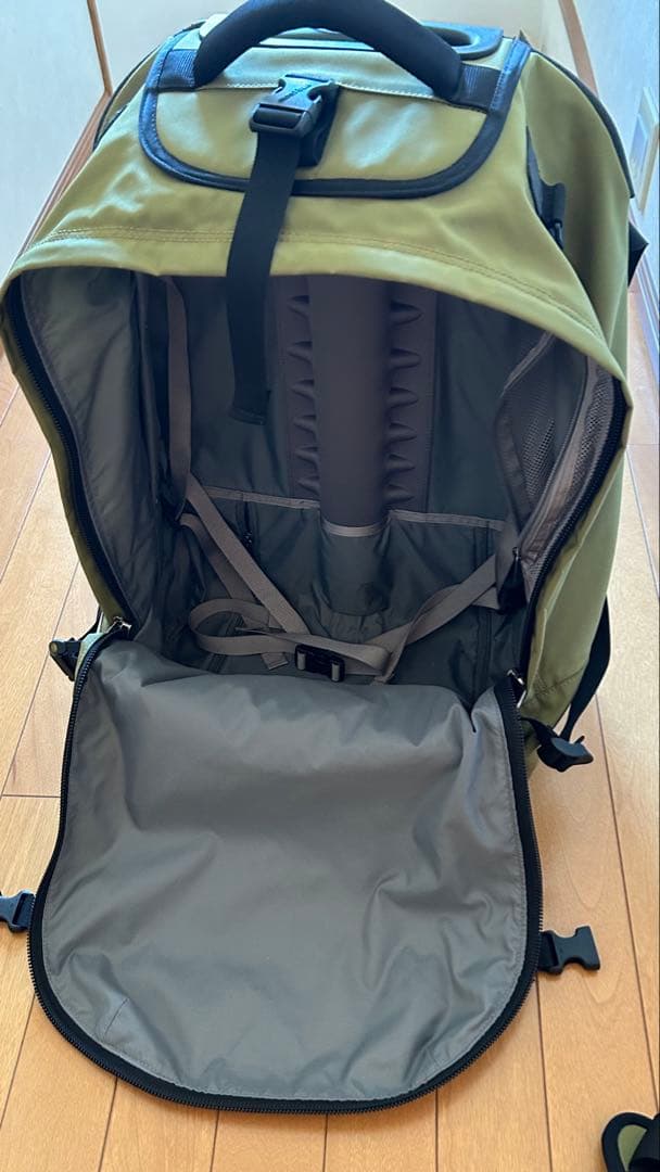 美品　mont-bell モンベルウィリーバッグ35 キャリーケース
